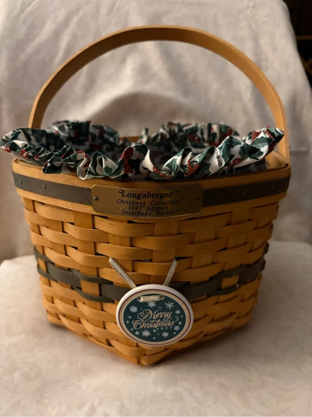 Longaberger Christmas Collection 1997 Edition Snowflake Basket, Prot, Liner, Lid